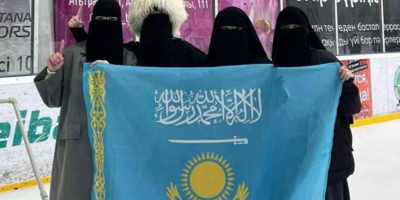 Арабша жазу: Атырау соты тумен суретке түскен әйелдерді жазалады.