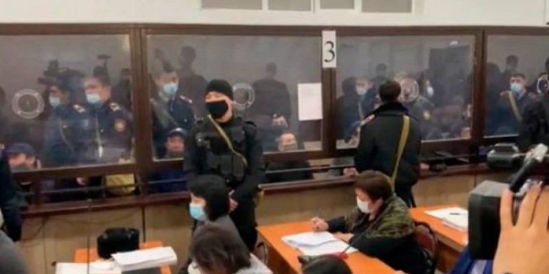 Алматыда жас қыз 16-қабаттан секіріп мерт болды.