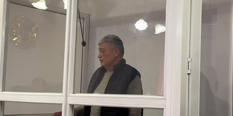 «Ауған соғысында контузия алғанмын» – әуежайда кепілге адам алған зейнеткер.