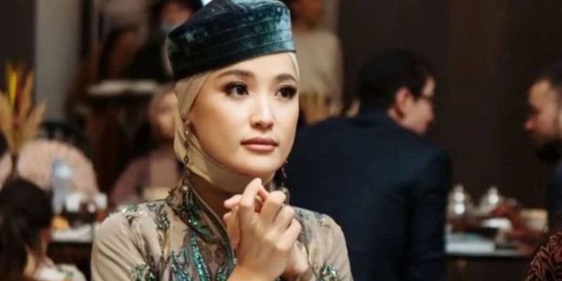«Шымкент әкімдігі 300 млн теңге бөлген»: Мөлдір Әуелбекова әншілерге қатысты шындықты жайып салды.
