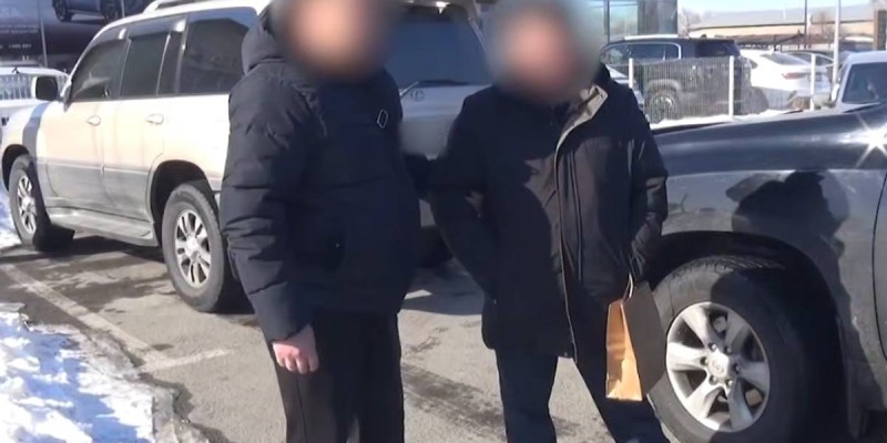 Облыстық Табиғи монополияларды реттеу департаментінің басшысы парамен ұсталды.