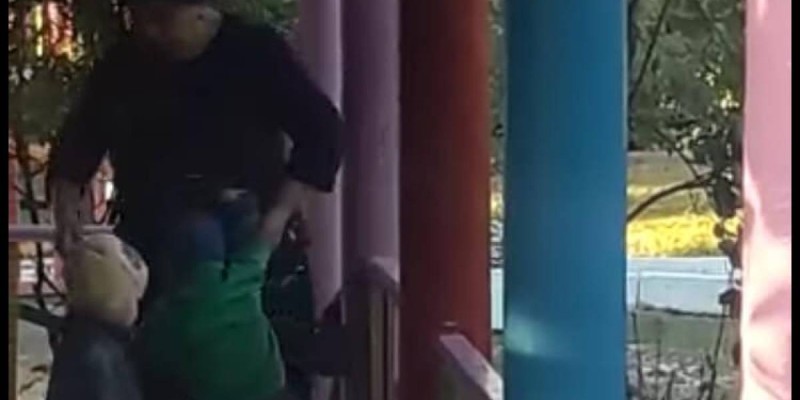 Таразда жетім балаларға жәбір көрсеткен тәрбиешінің үстінен іс қозғалды.