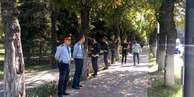 Митинг: полиция 57 адам ұстады.