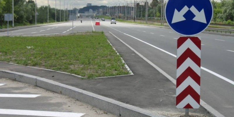 Ақтөбеде жол белгілеріне бөлінген 272 млн теңге жымқырылған.