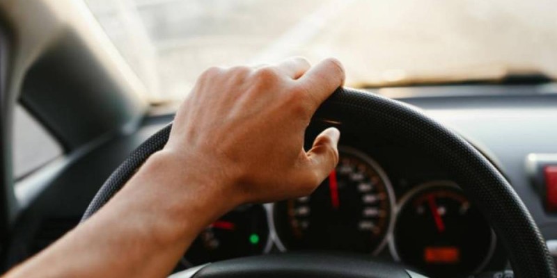 Полиция басшысының жүргізушісі мас күйінде көлік жүргізген.