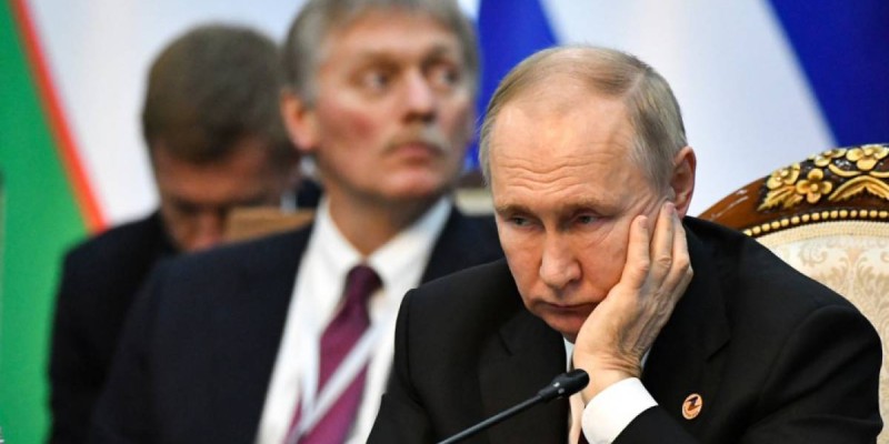 Путин Ресейді құртып жатыр – Трамп.