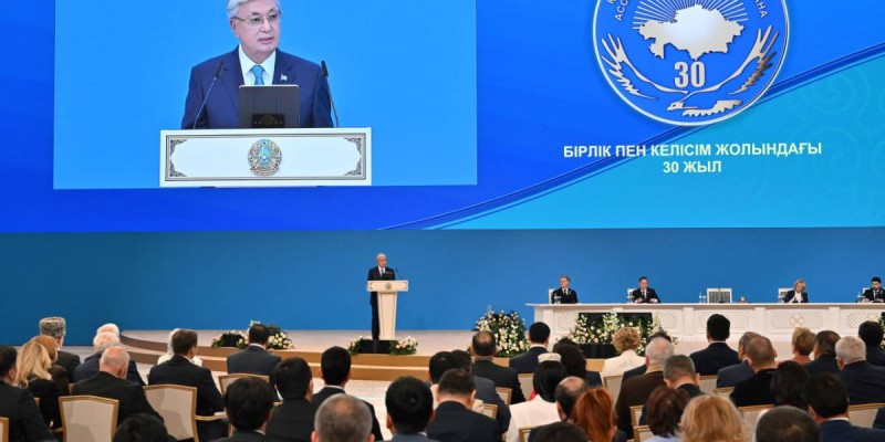 Әлемнің болашағы бұлыңғыр болып тұр – Тоқаев.