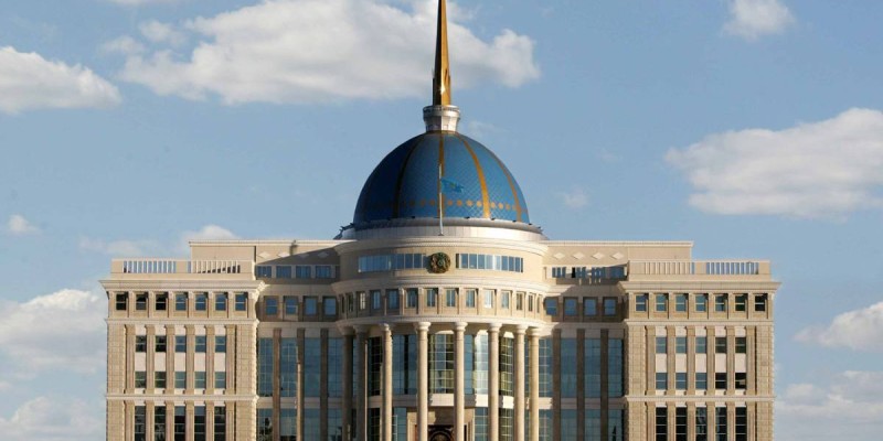 Билік шенеуніктер санын қысқарта ма, әлде көбейтуді көздей ме?.