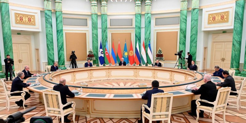 Президент ТМД-ға мүше мемлекеттердің қауіпсіздік органдары мен арнаулы қызметтерінің басшыларын қабылдады.