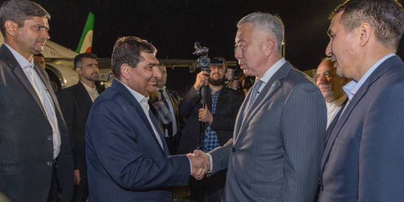 Иран президентінің міндетін атқарушы Мохаммад Мохбер Астанаға келді.