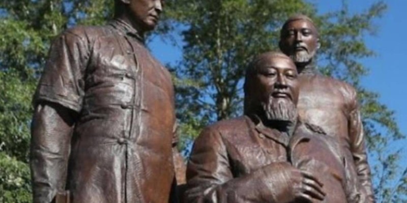 Бүгін ұлы ақын Абай Құнанбаевтың туған күні.