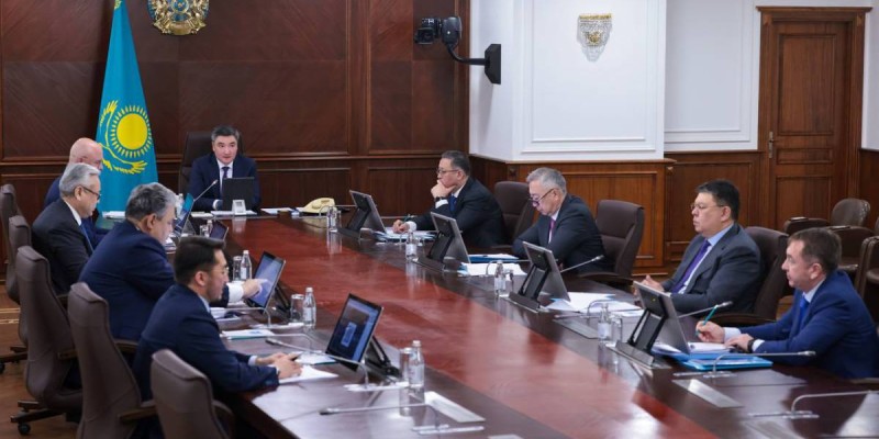 Олжас Бектенов: Цифрландыру арқылы артық шығындар мен қажетсіз құрылымдарды азайту қажет.