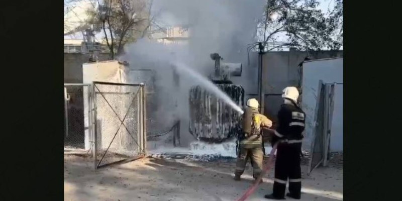 Алматыда трансформатор өртенді.