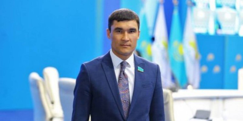 Депутаттықтан кеткен Серік Сәпиев жаңа қызметке тағайындалды.