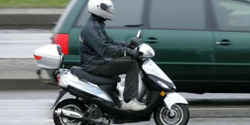 5 сәуірден бастап тіркеуден өтпеген мопедтердің қозғалысына тыйым салынады.