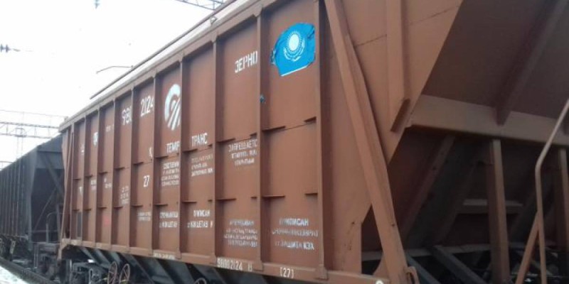 ҚТЖ Әскерилендірілген теміржол күзетінің басшылары ақша жымқырған.