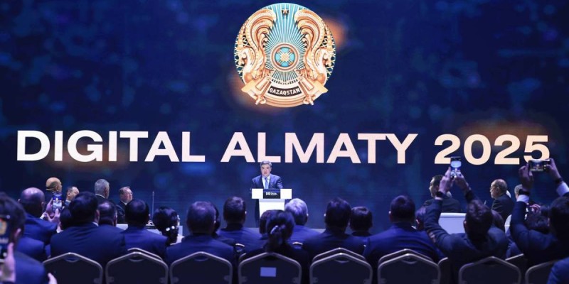 Олжас Бектенов Digital Almaty 2025 цифрлық форумына қатысты.
