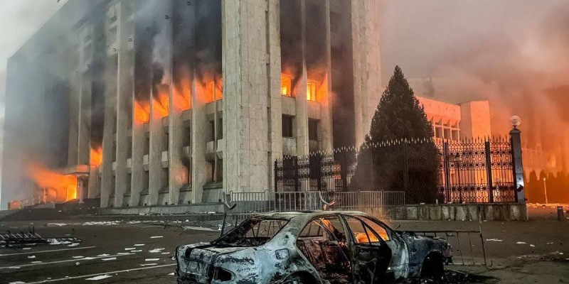 Тоқаев Назарбаевтың Қаңтар оқиғасына себебі болғанын ашық айтты.