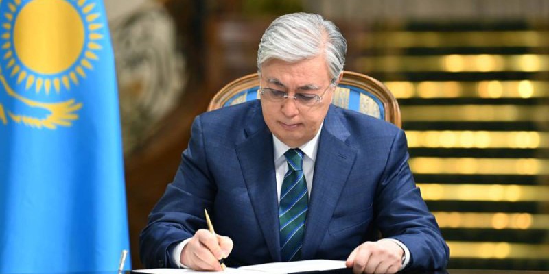 Президент биыл 98 заңға қол қойды – Берік Уәли.