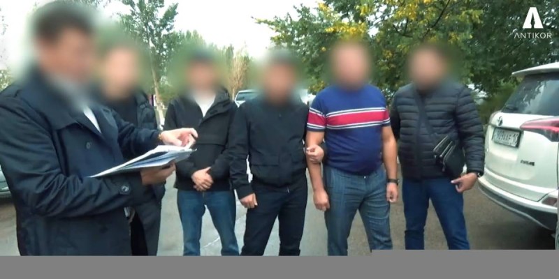 Пара беруге итермелеген алаяқтар 10 жылға сотталды.