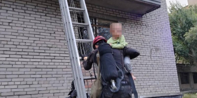 ШҚО-да өрт кезінде 15 адам эвакуацияланды.