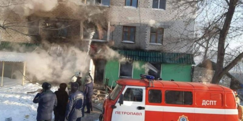 Петропавлда тұрғын үйде болған жарылыстан екі адам қаза болды.