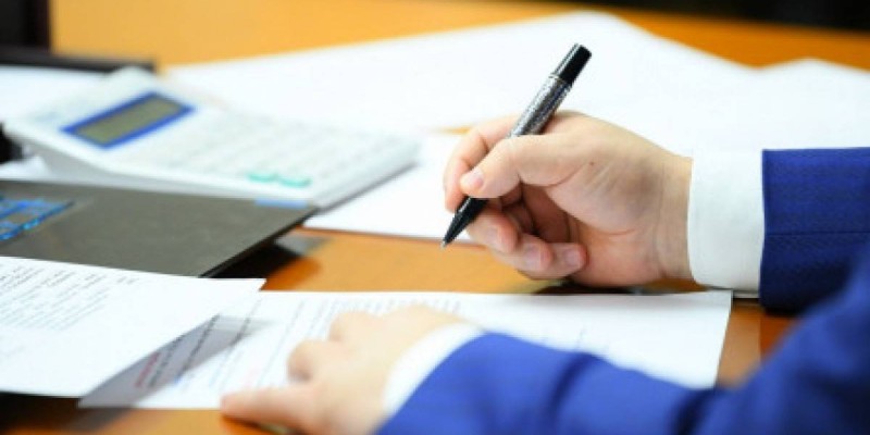 Кәсіпкерлерді заңсыз әкімшілік жауапкершілікке тартқан.