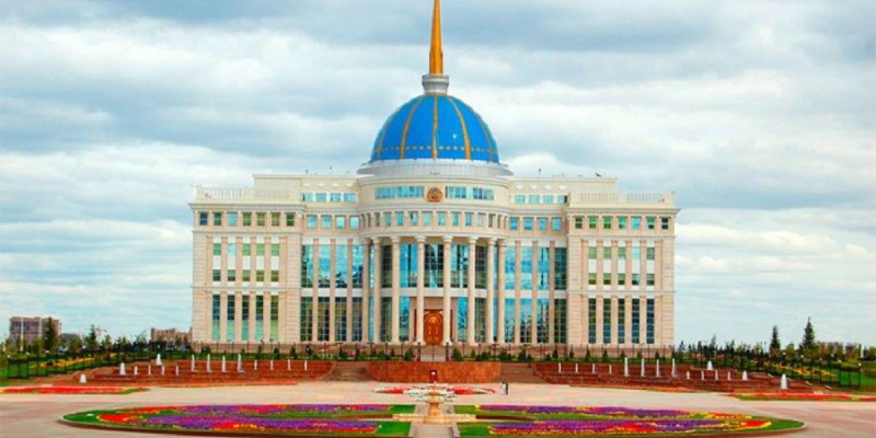 Саяси реформалар және референдум.