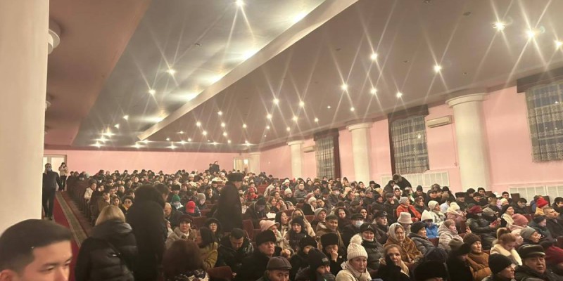 «Ел тағдыры» республикалық саяси партиясының жалған съезі көзбояушылықпен аяқталды.