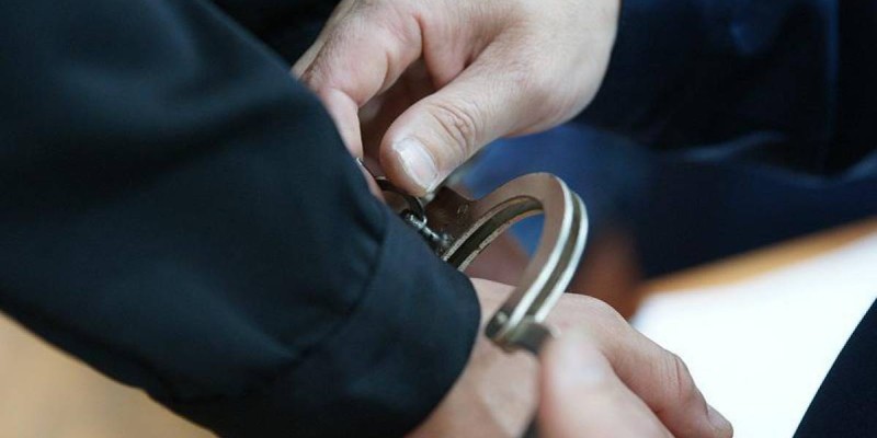 Колония басшысы пара алды деген күдікпен ұсталды.