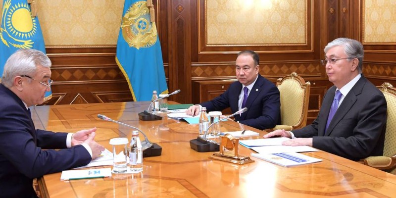 Президент Семей әкімін қабылдады.