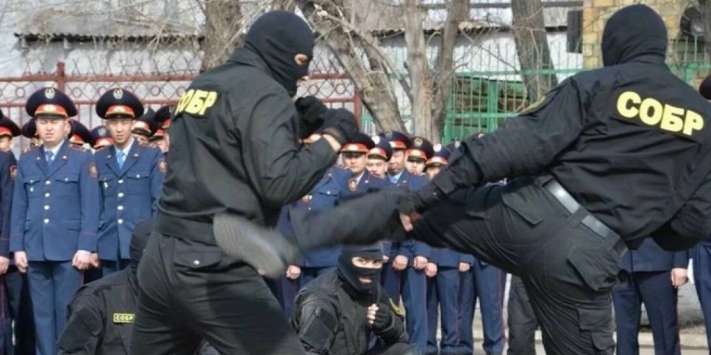 Полицейлер мен арнайы жасақ арасындағы төбелестің мән-жайы анықталды.
