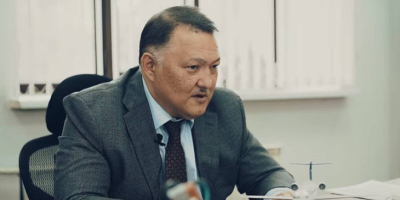Bek air басшысы: Апатқа кінәлілерді жазалау мәселесі туындаса өзім түрмеге отыруға дайынмын, бірақ жігіттерімді қорғаймын.