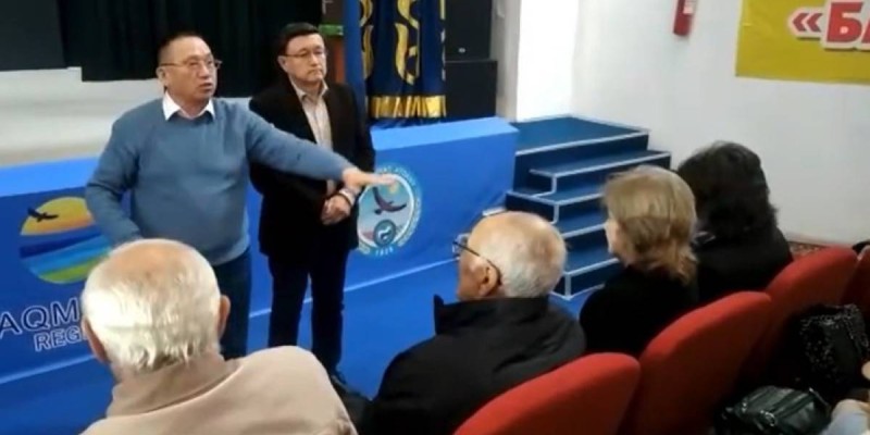 Нұрлан Әуесбаев: Перуашев пен Ертісбаев жылы орны үшін кез келген үкіметті мақтауға дайын.