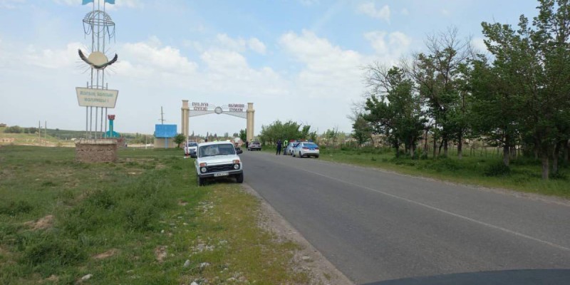 Түркістан облысында қыз зорлаған оқушы ұсталып, ауылда қора, көлік өртелген.