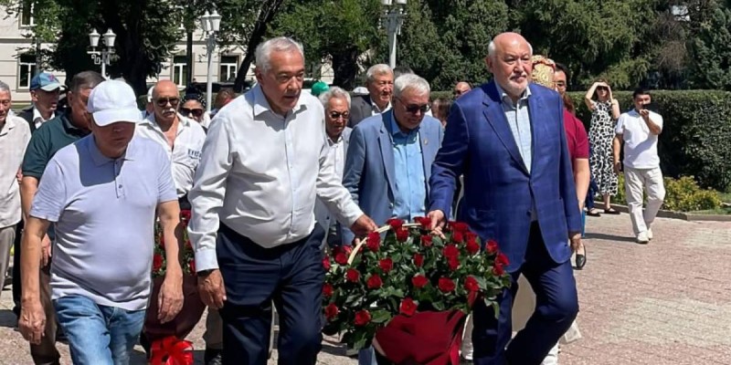 Алматыда Дінмұхамед Қонаевты еске алды.