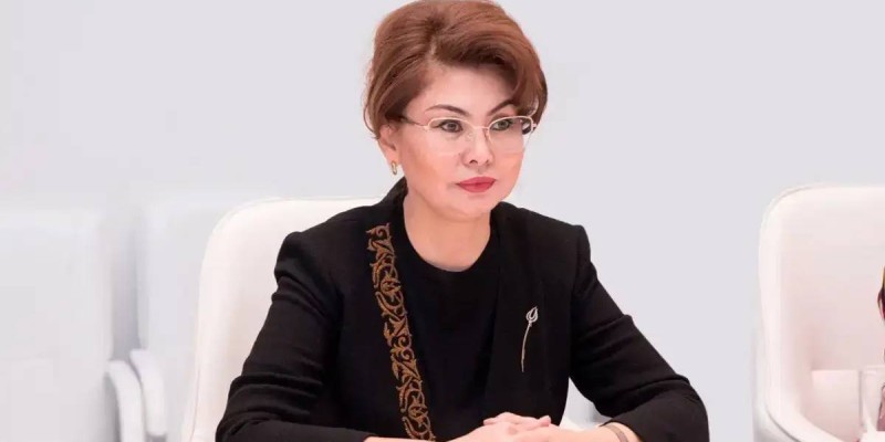 Аида Балаева журналистердің сынына жауап берді.