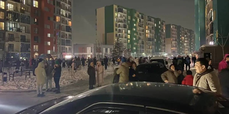 Алматыдағы жер сілкінісінен 44 адам зардап шекті.