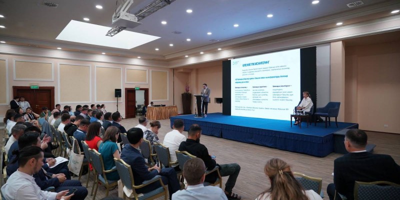 «Әділдік және Өркендеу» Қоғамдық қоры Астанада өңірлік өкілдіктер кездесуін өткізді.