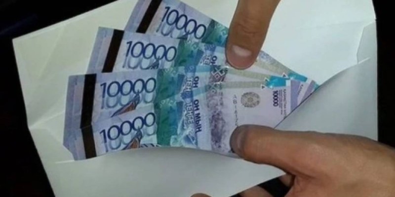Қызылордалық ұстаздар мемлекеттің 340 миллион теңгесін бөліп алған.