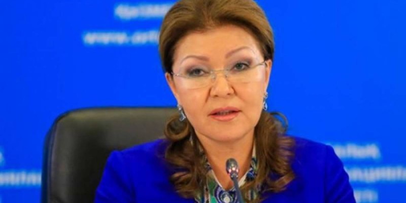 Дариға Назарбаева парламент сенатының төрағасы болып қайта сайланды.