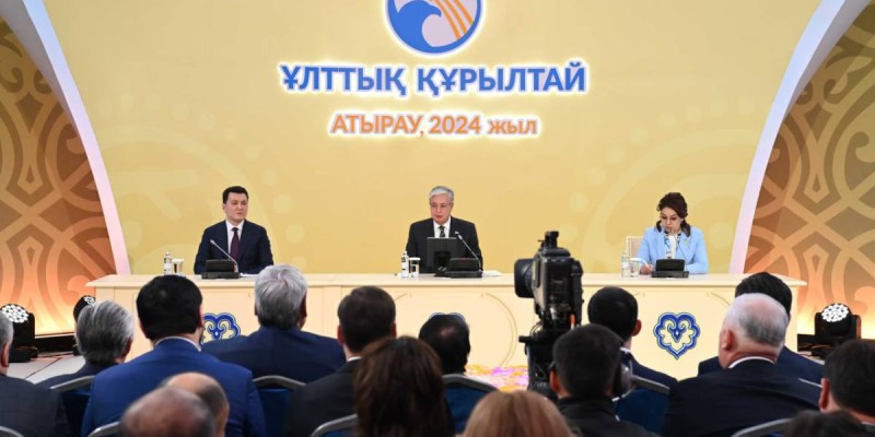 Атасына ескерткіш қоюды, көше беруді сұрайтындар көбейді.