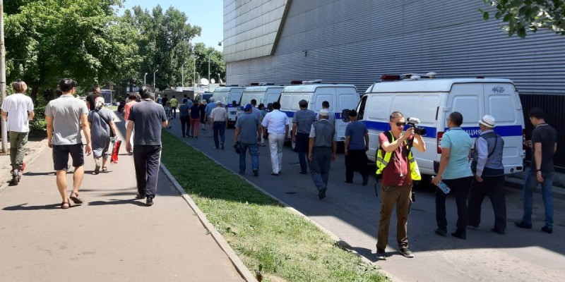 Алматыда митинг өтіп жатыр.