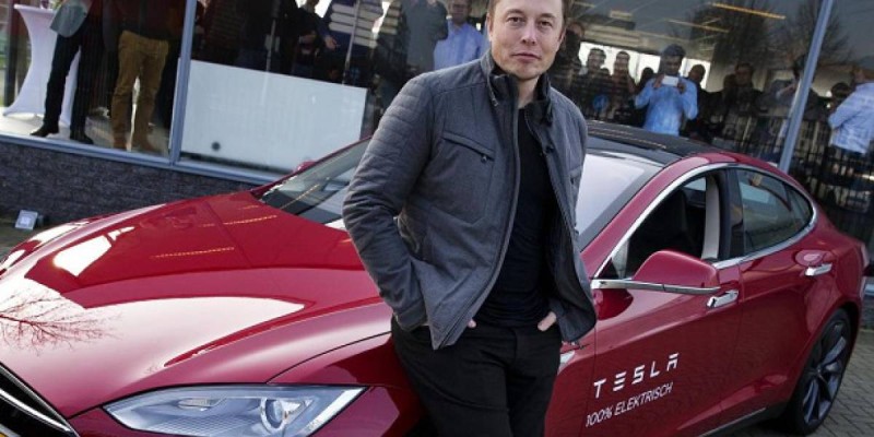 Илон Маск Қазақстанда Tesla қуаттағыш станциясын ашатынын мәлімдеді.