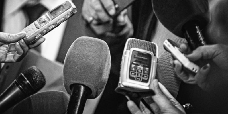 Адырна ақпарат агенттігі қысым көріп жатқанын мәлімдеді.