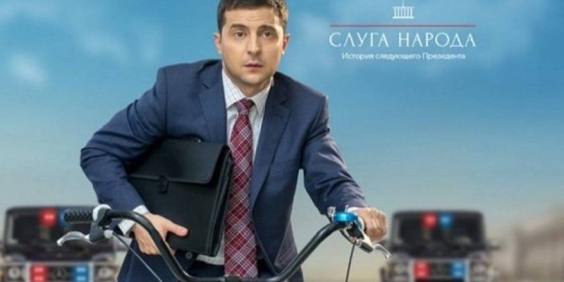Украинадағы президенттік сайлау алдындағы сауалнамаларда шоумен Зеленский көш бастады.