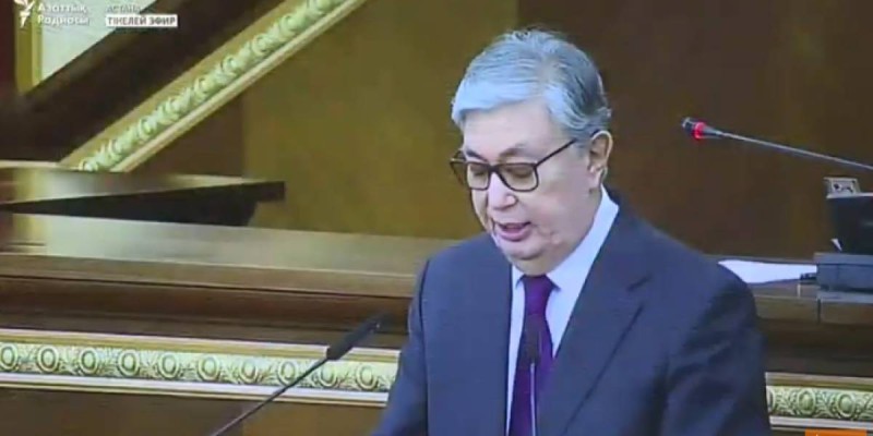 Қасым-Жомарт Тоқаев уақытша президент қызметіне кірісті (тікелей эфир).