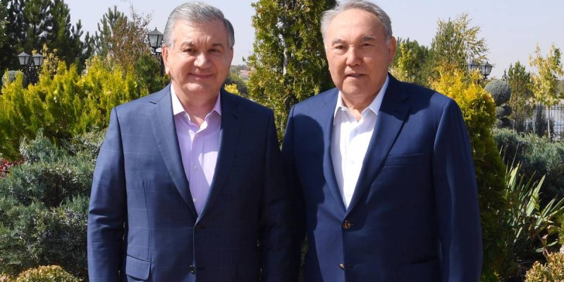 Назарбаев Өзбекстан президентімен кездесті.