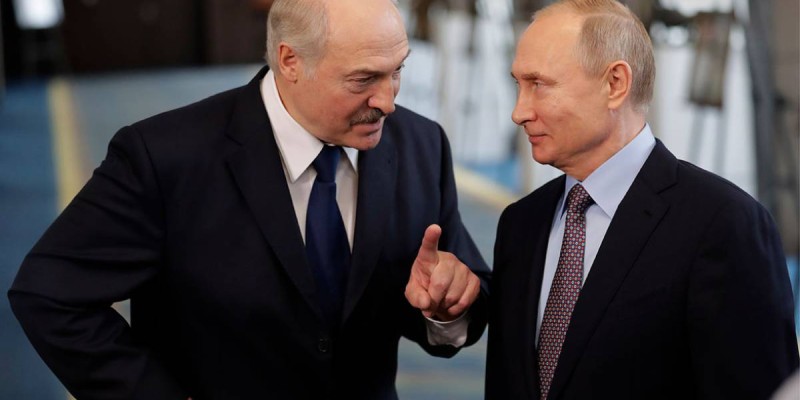 Лукашенко Путинді Белорустьтегі жағдайдан хабардар етті.