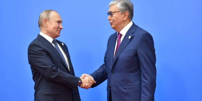 Тоқаев Ресейге кетті.